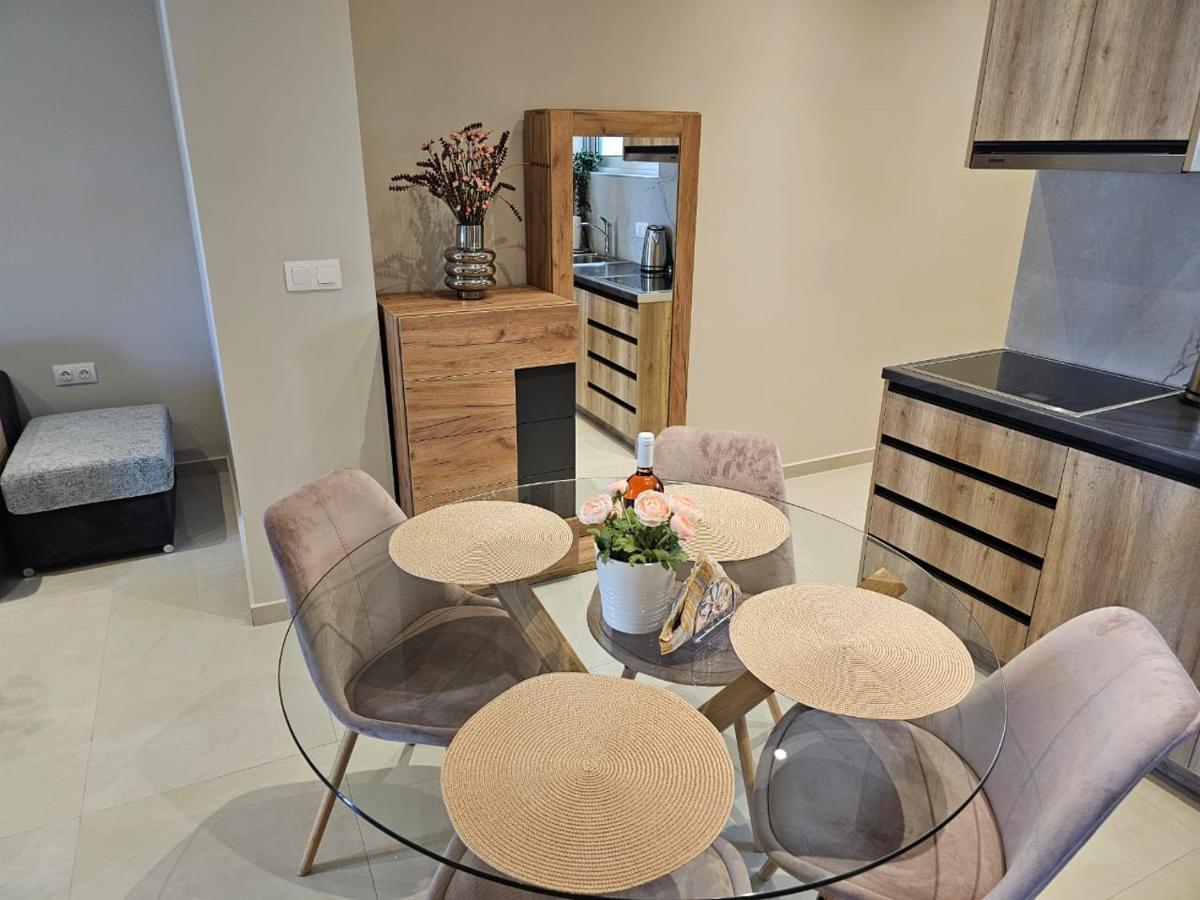 Agora Luxury Apartment 3 Loutraki  Exterior photo