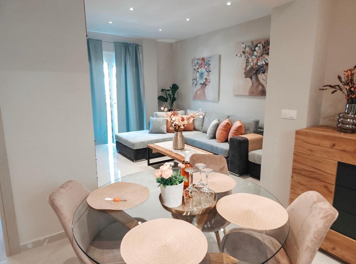 Agora Luxury Apartment 3 Loutraki  Exterior photo